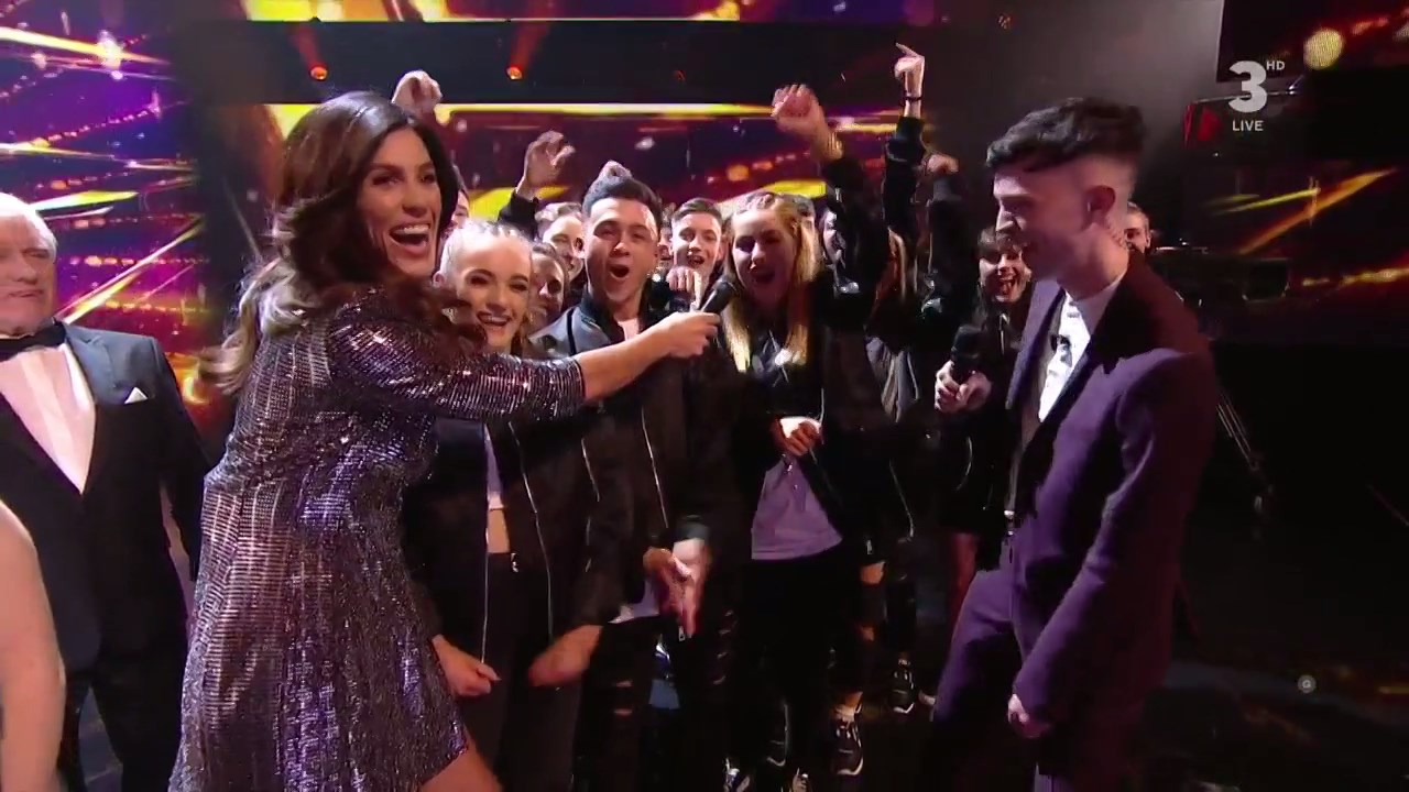 Glenda Gilson_20180324_21302230.mp4_snapshot_00.35_[2018.03.25_0