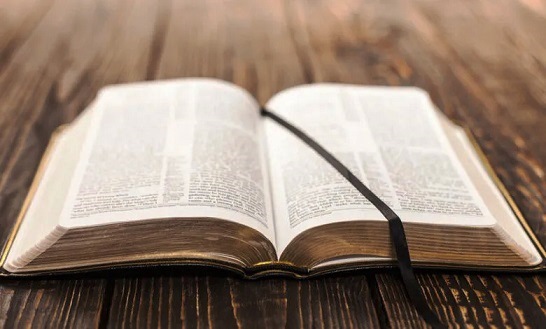 Perde la moglie per il Coronavirus: musulmano si converte a Cristo dans Articoli di Giornali e News leggere-la-bibbia