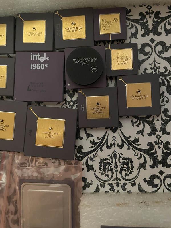 7153CB94-38F4-4BBA-8B83-3234348E21DE