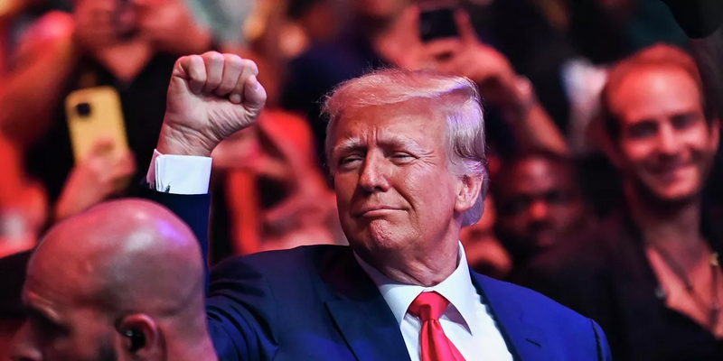 Štai kodėl, pasak Tuckerio Carlsono, Donaldas Trumpas 