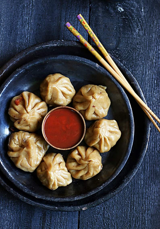 Momos