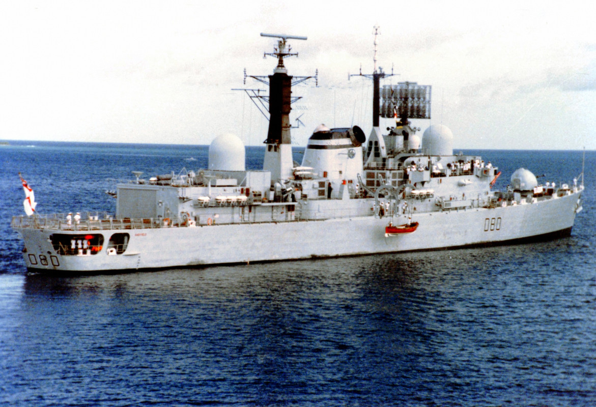 HMS Sheffield (D80)-1