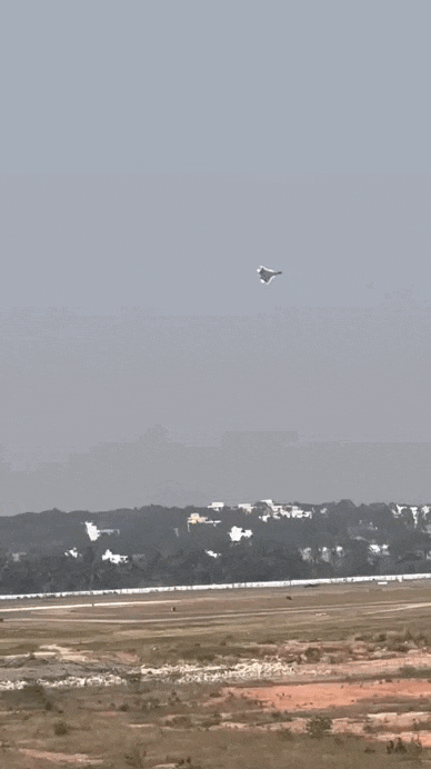 https://i.postimg.cc/gkhGkkYZ/video-2026-05-28-01-46-55-(1).gif