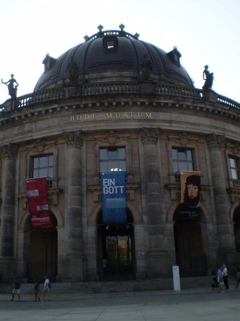 Viernes 14-Museo de historia de Alemania - Willkommen in Berlin (7)