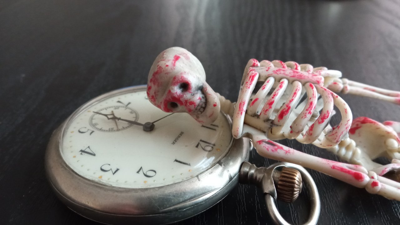 Des montres, des jouets, des figurines... (vol 3) - Page 25 IMG-20230330-175805