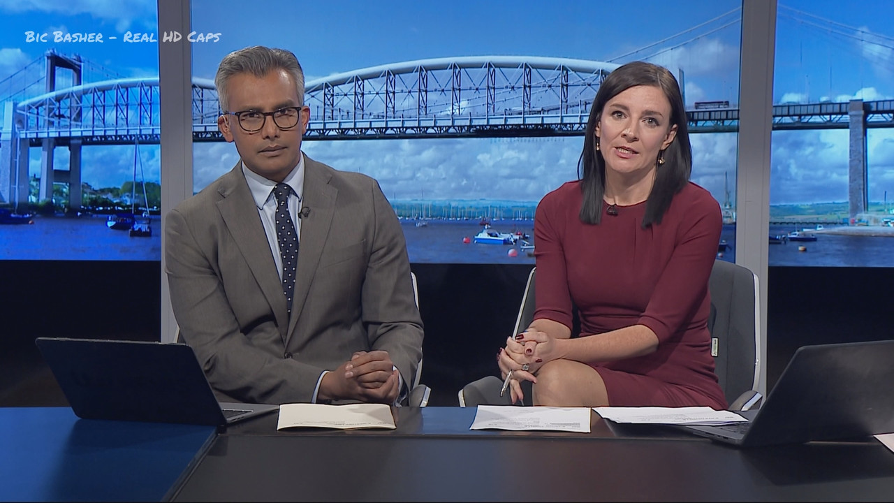06.11 - 18.00.00 - ITV News West Country. Breaking news and current s....ts_snapshot_14.48.502