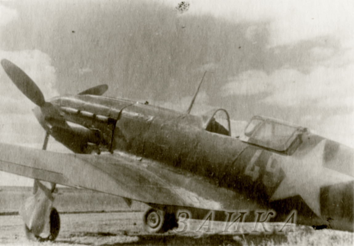 Mikoyan-Gurevich-MiG-3-631IAP-Red-49-at-Kuibyshev-Front-1942-01