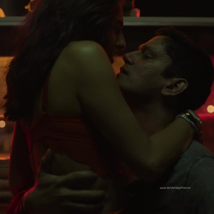 hd-pics-of-sara-ali-khan-vijay-varma-scene-in-murder-mubarak-2024-movie