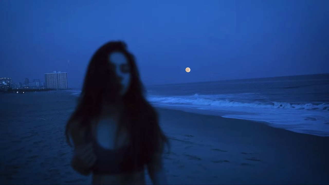 ее Безимени 1