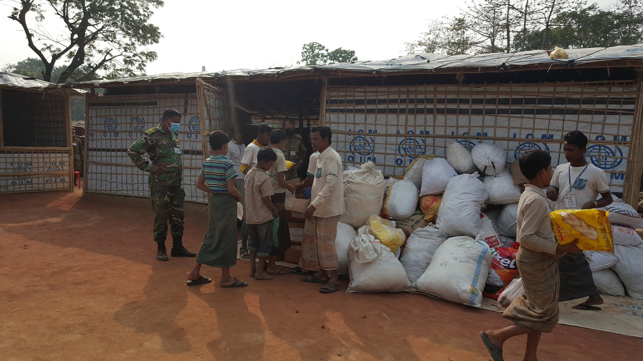 SCB Improved Cookstoves for Rohingya Refugees in Bangladesh_3