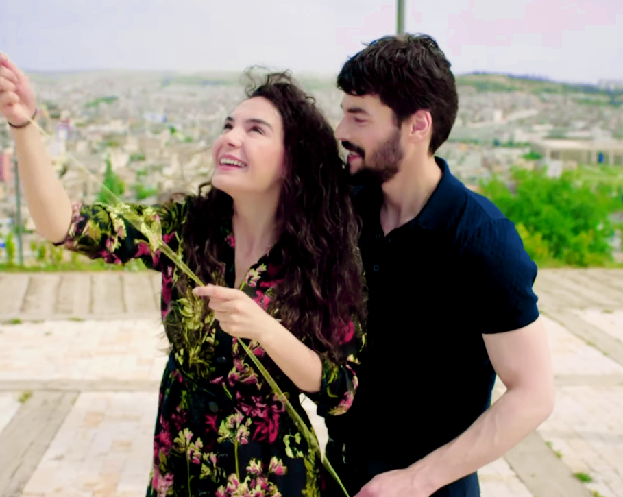 Hercai / თავქარიანი - Page 2 3