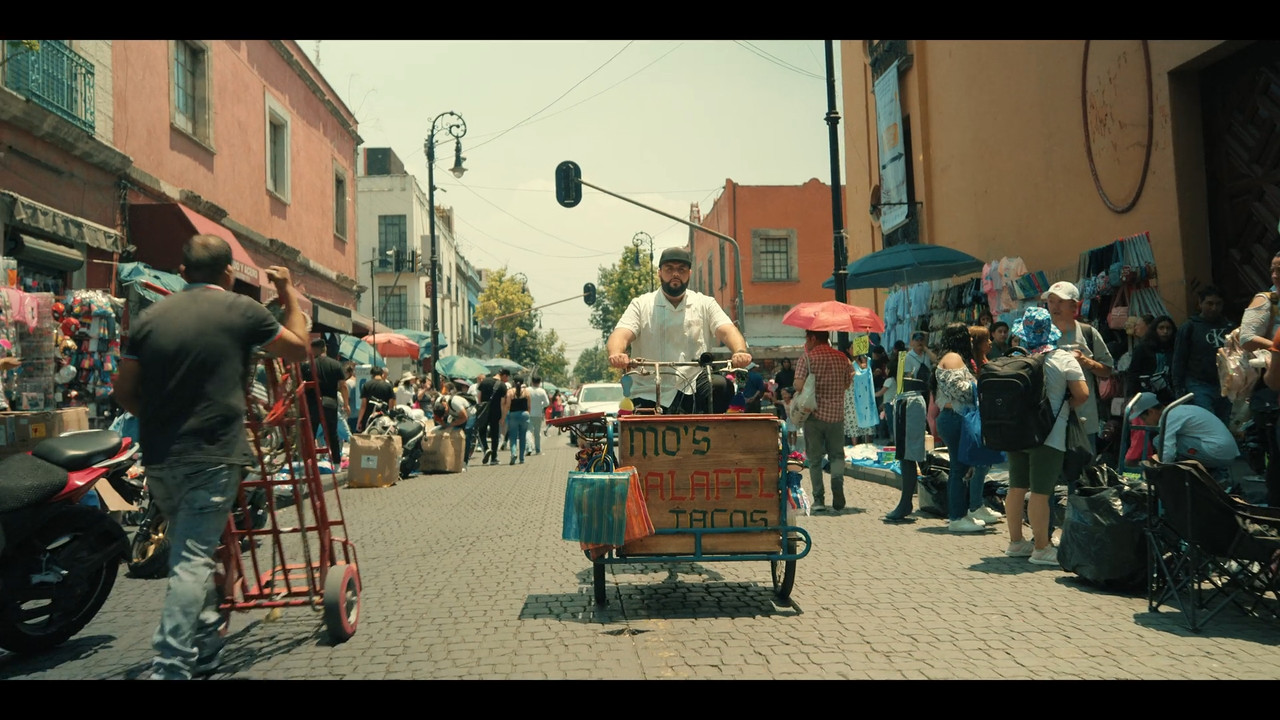 Mo 2024 S02E01 Netflix 1080p WEB DDP x264-NM21vi.mkv_snapshot_03.22.954