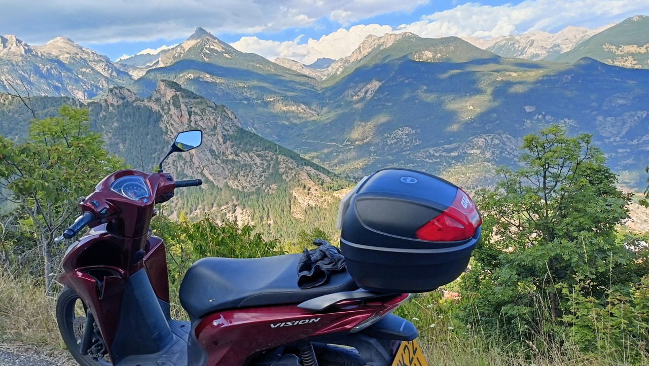 pig mountain (Large)