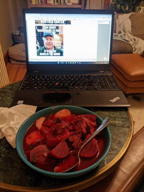 PXL_20221113_013635952