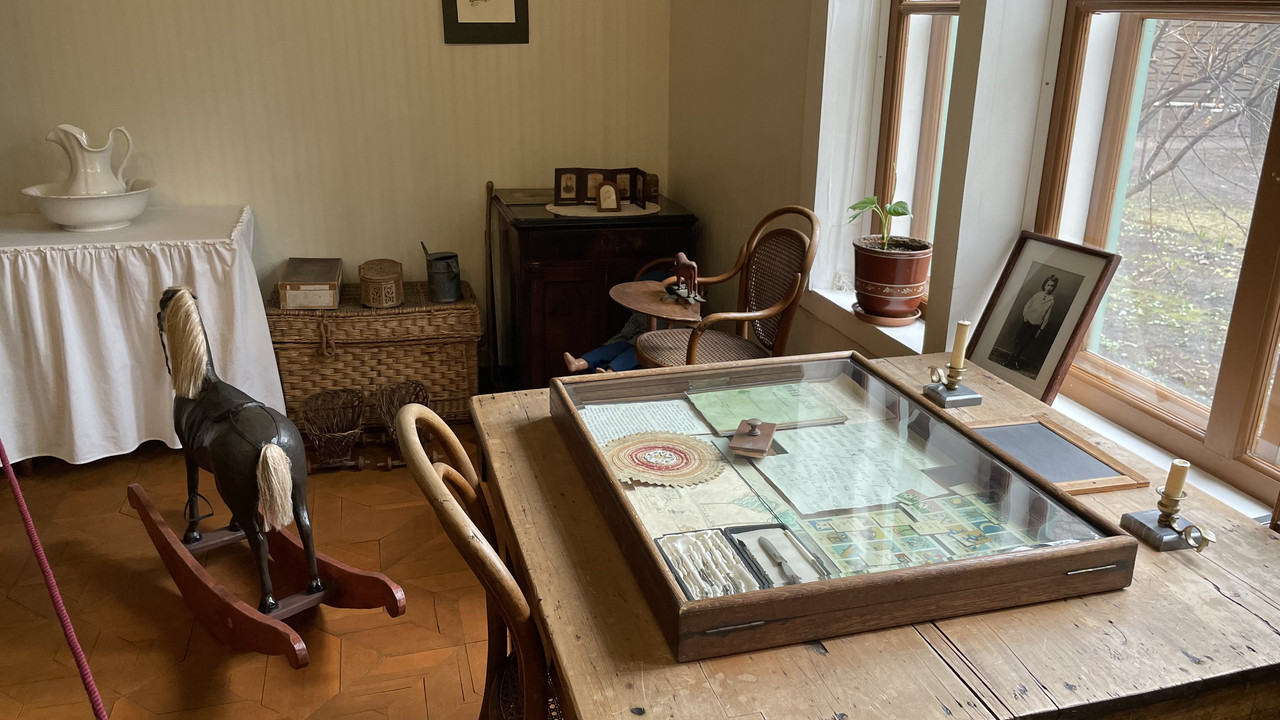 FDFB67C0-D431-42FC-935A-BF3178AD4AE9