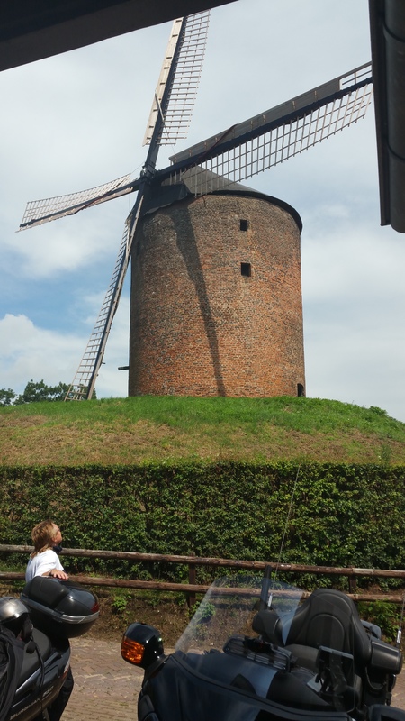 0265 GL (00870) Grafelijke Korenmolen - Zeddam 1