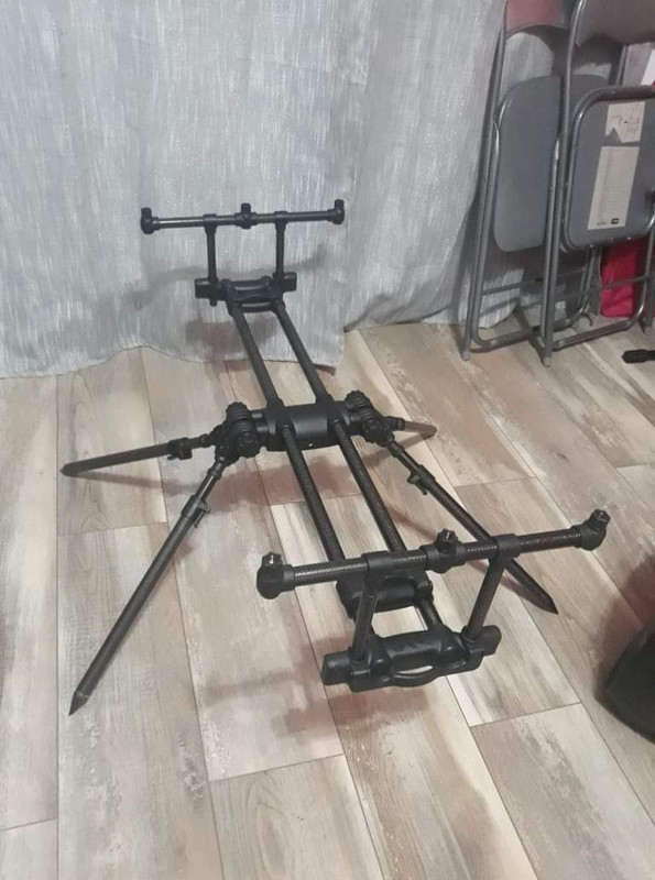 24064D81-4E72-4998-BCD6-02A34F92770D