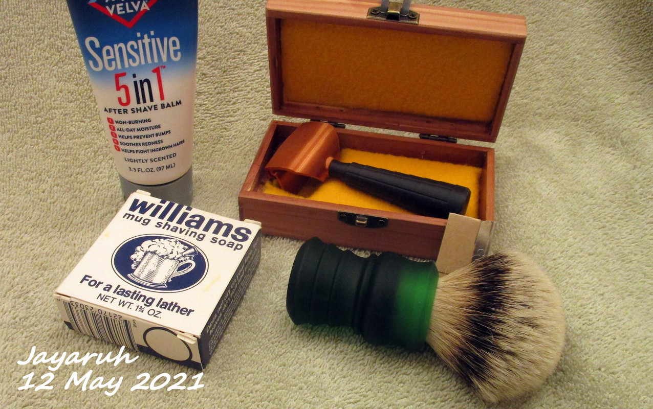 [Image: sos210512.jpg]