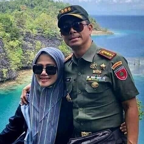 Irma Zulkifli Nasution dan Kolonel Kav Hendi Suhendi
