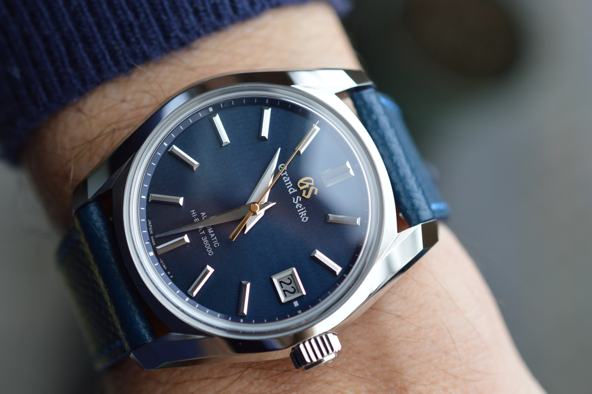**** La montre du jour ! Vol. 40**** - Page 31 DSC-0721