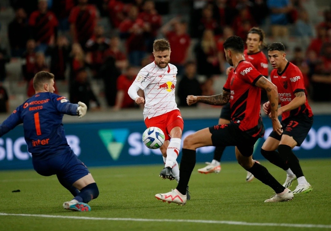 RB-Vs-Paranaense.jpg
