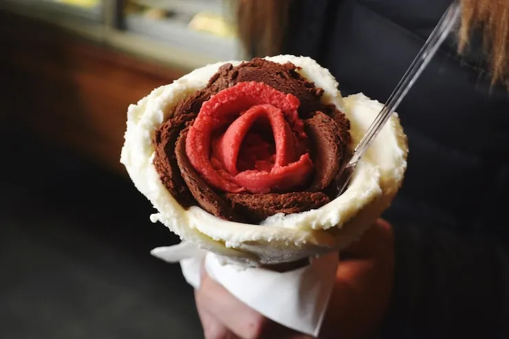 Why Hand crafted Ice Cream Rolls Are Superior Than Store-Bought