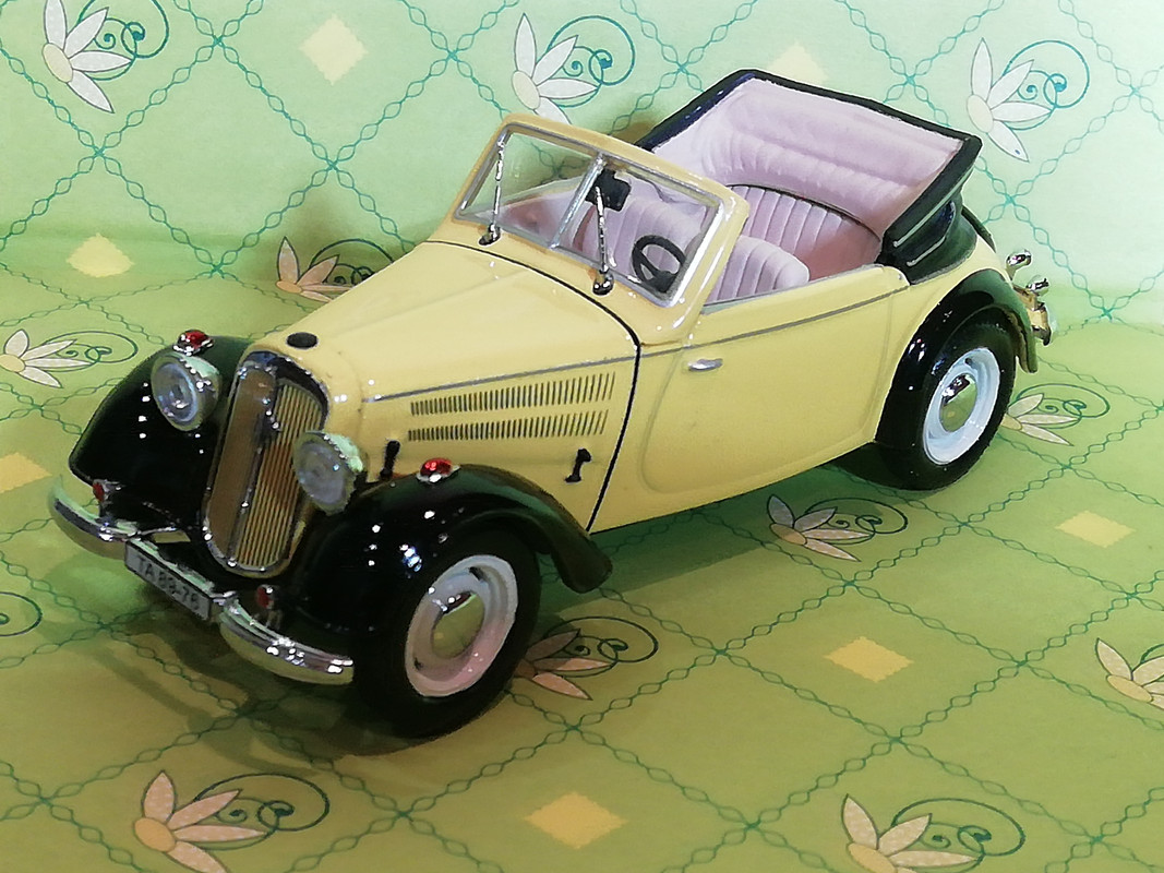 IFA F8 Cabriolet.  1