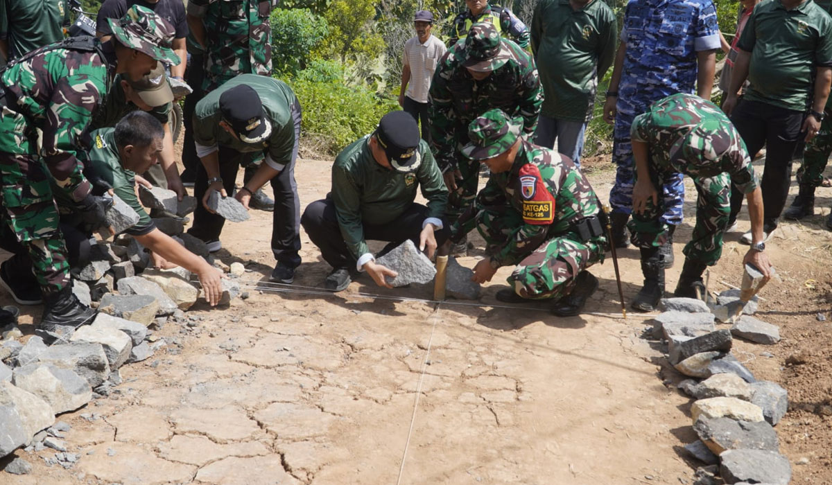 Membangun Rasa Kekeluargaan dan Gotong Royong