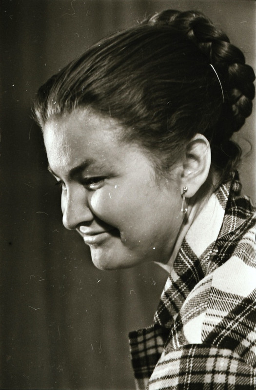 opy3keoihyy3iobf-1024