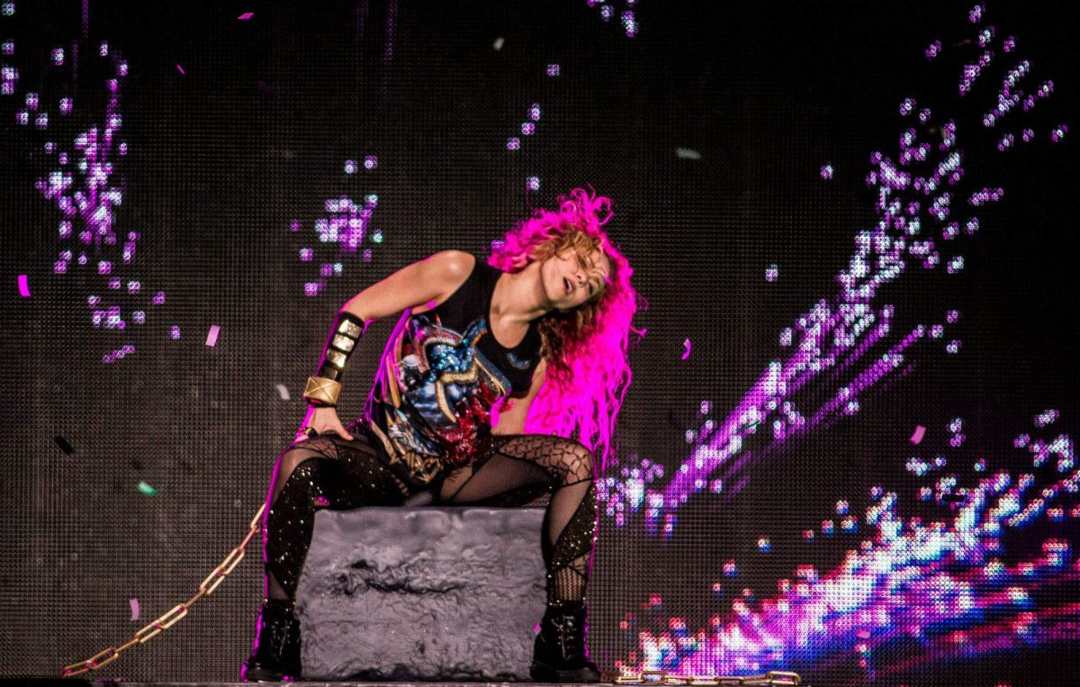 shakira-performs-at-el-dorado-world-tour-in-amsterdan-06-09-2018