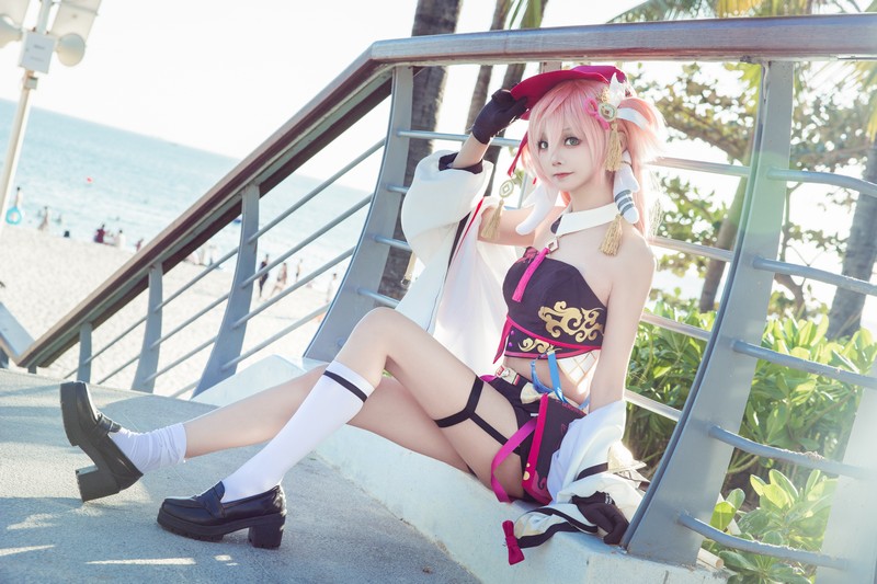 艾西Aiwest 原神烟绯花鸟与情Cosplay写真图集 烟绯角色高清图集 29P (176.4M)插图9