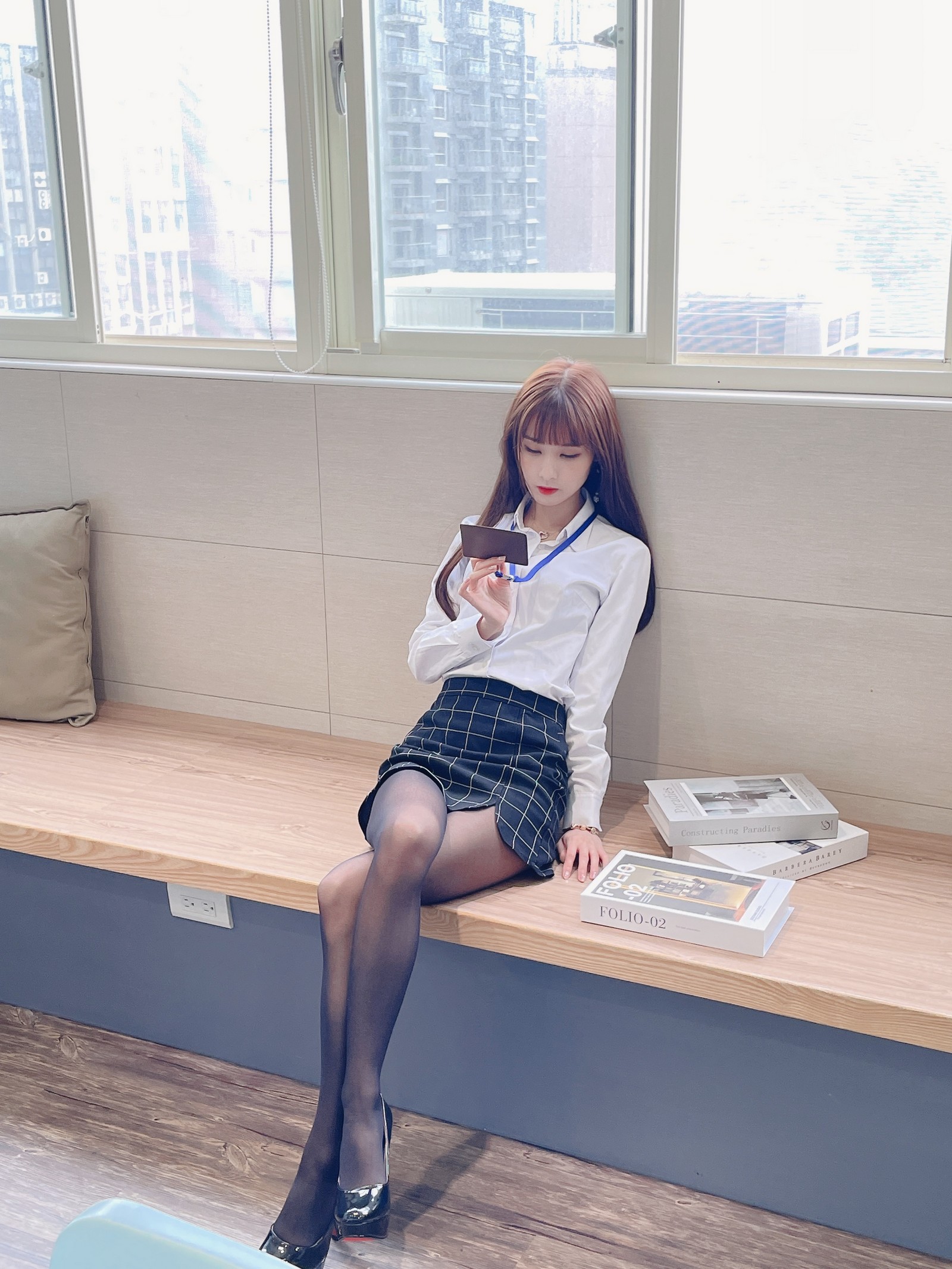 泥泥汝 OL 女郎 B 主题 写真＋视频合集｜高人气职业风作品（350P｜12V｜840MB）插图6