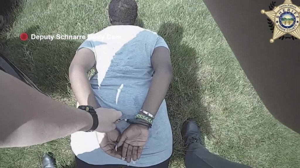 [Image: f3ao05alykc1.jpg]