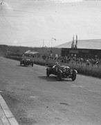 24 HEURES DU MANS YEAR BY YEAR PART ONE 1923-1969 - Page 9 29lm08-Bentley-4-5-Frank-Clement-Jean-Chassagne-6