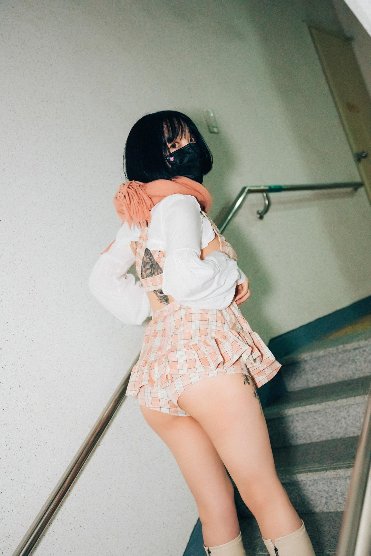 孫樂樂(손예은) NO.079 Loozy - Doube Date 68