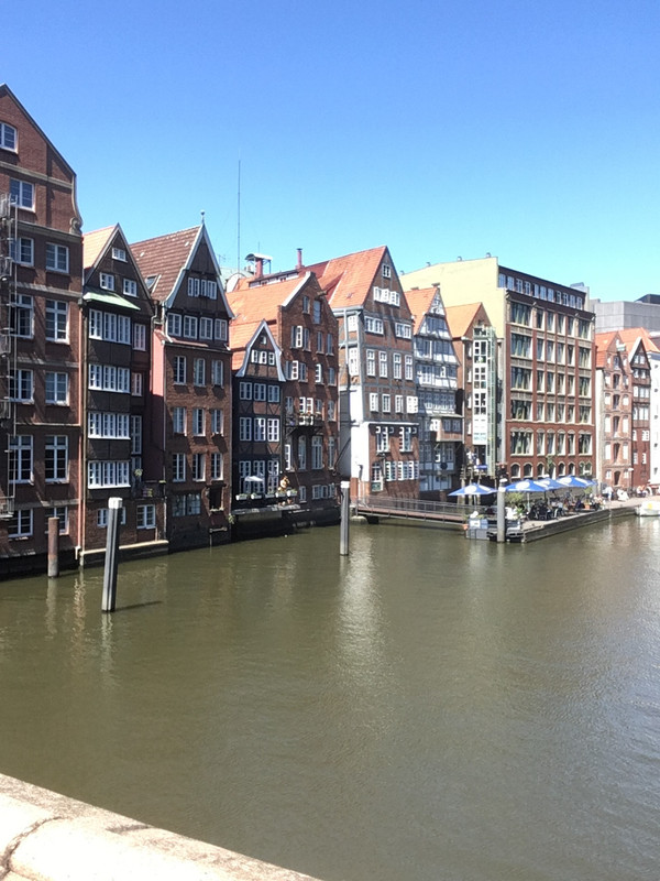 D9F00024-D53F-49C2-8CAC-79DC20F4F08F