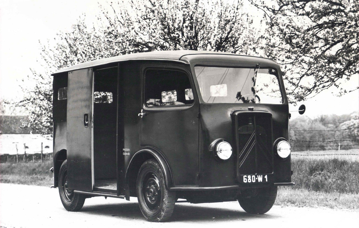 1941 Citroën TUB 11 (Traction Utilitaire Type B)