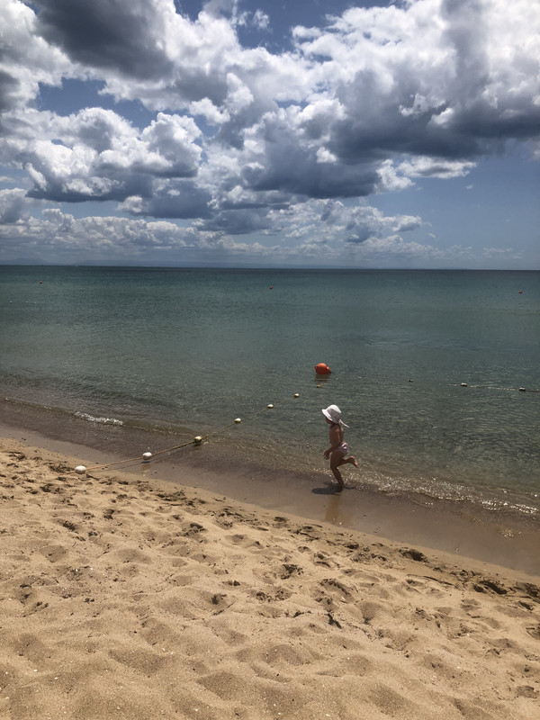 B8108CFD-0BBF-49EB-897D-53F227492EF7