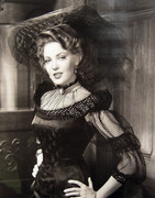 Linda-Darnell-b89