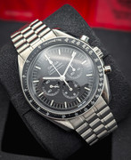 PXL 20260228 013449394 PORTRAIT