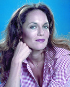 Catherine-Bach-mb45