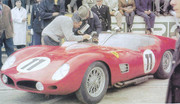 1961 International Championship for Makes - Page 3 61lm11-F250-TRI-61-W-Mairesse-M-Parkes