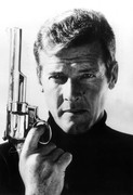 roger-moore-95