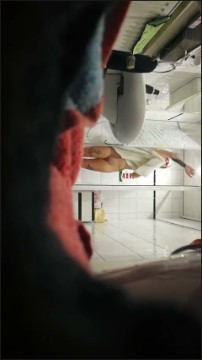 [Image: Voyeur17475090926.jpg]