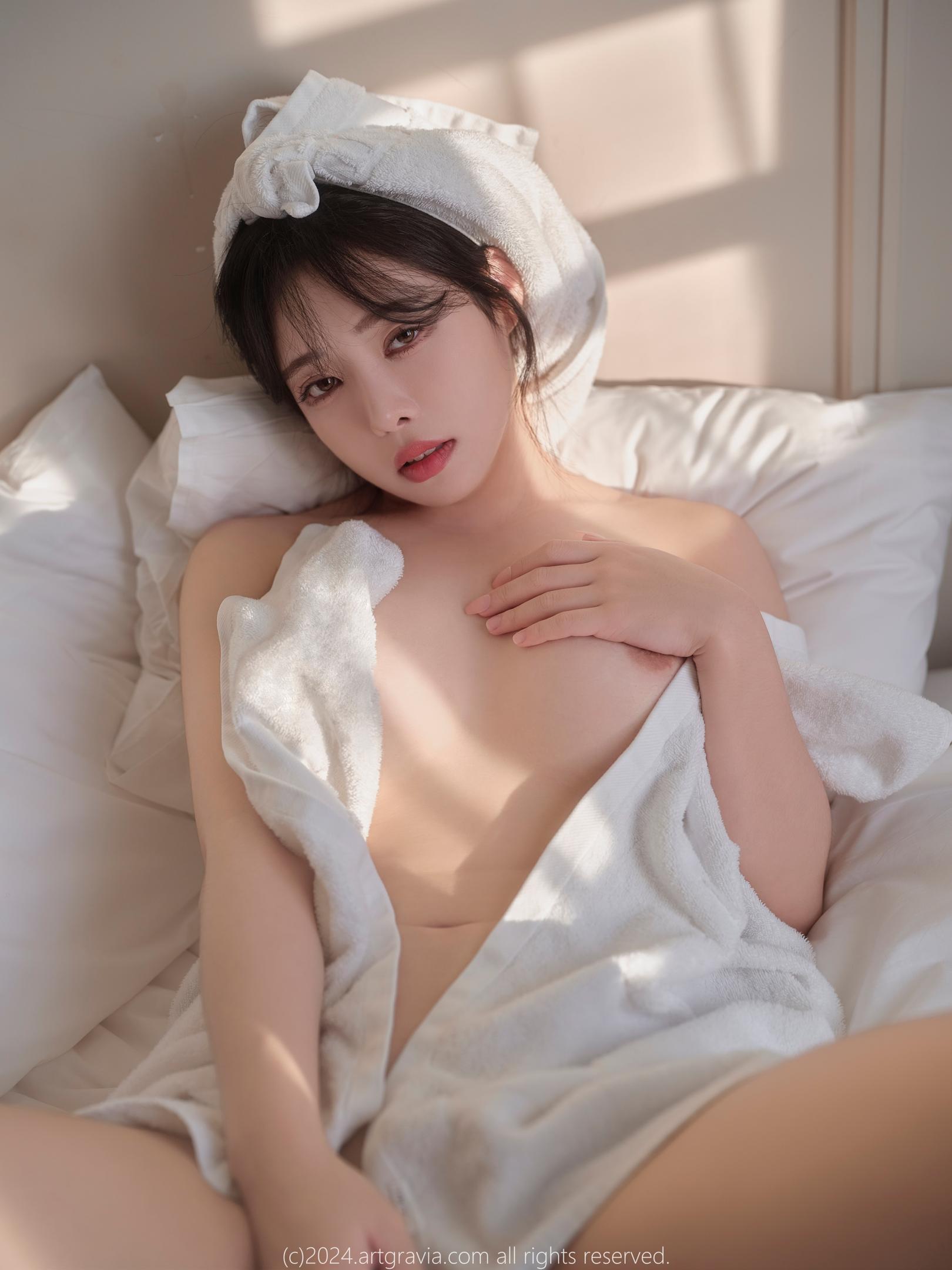 Areumm (다움) NO.002 ArtGravia Vol.638 85