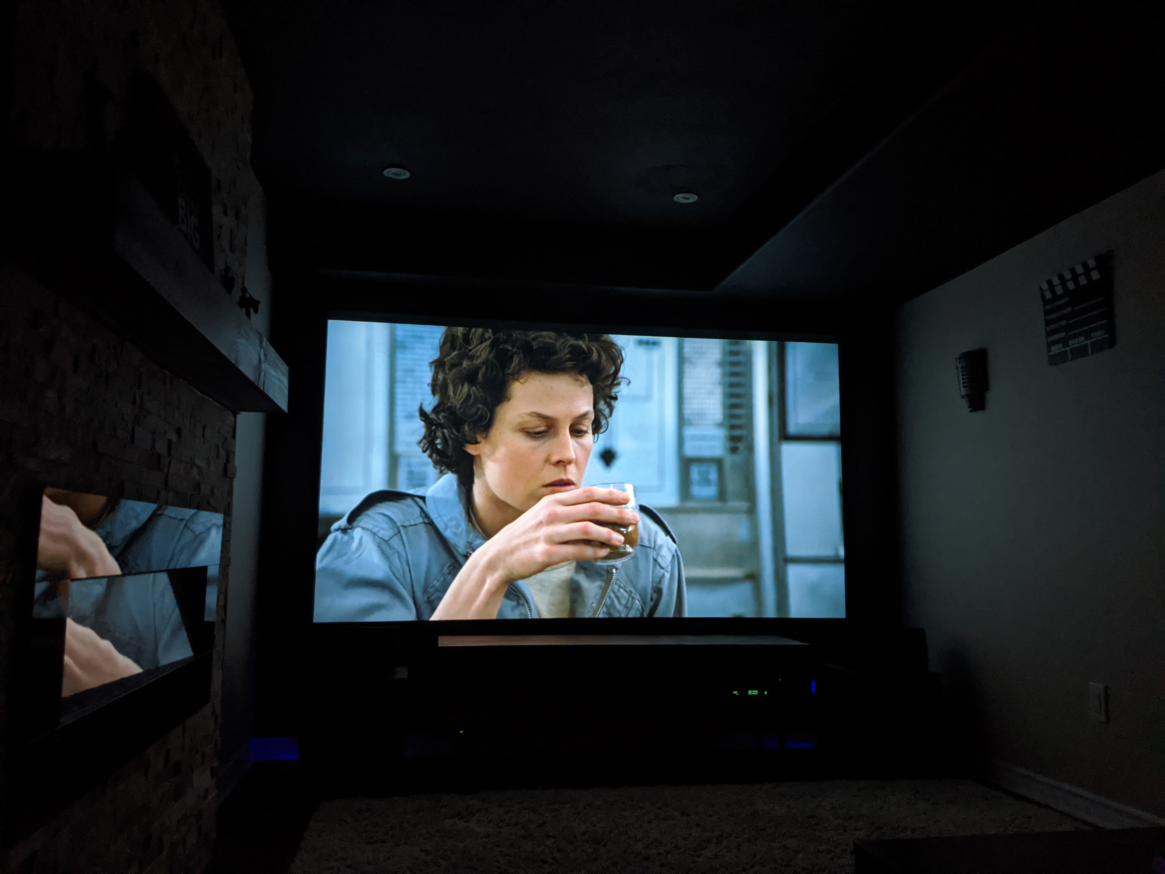 10 year old projector with original bulb. Is this a sign the bulb is