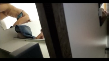 [Image: Voyeur14895114757.jpg]