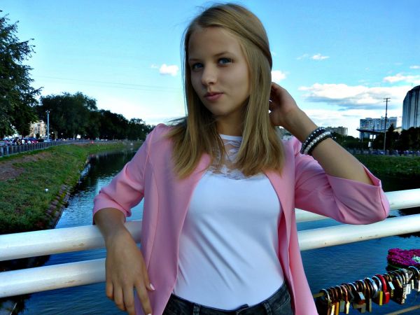 [Image: b4e-EEX7afp-Y.jpg]