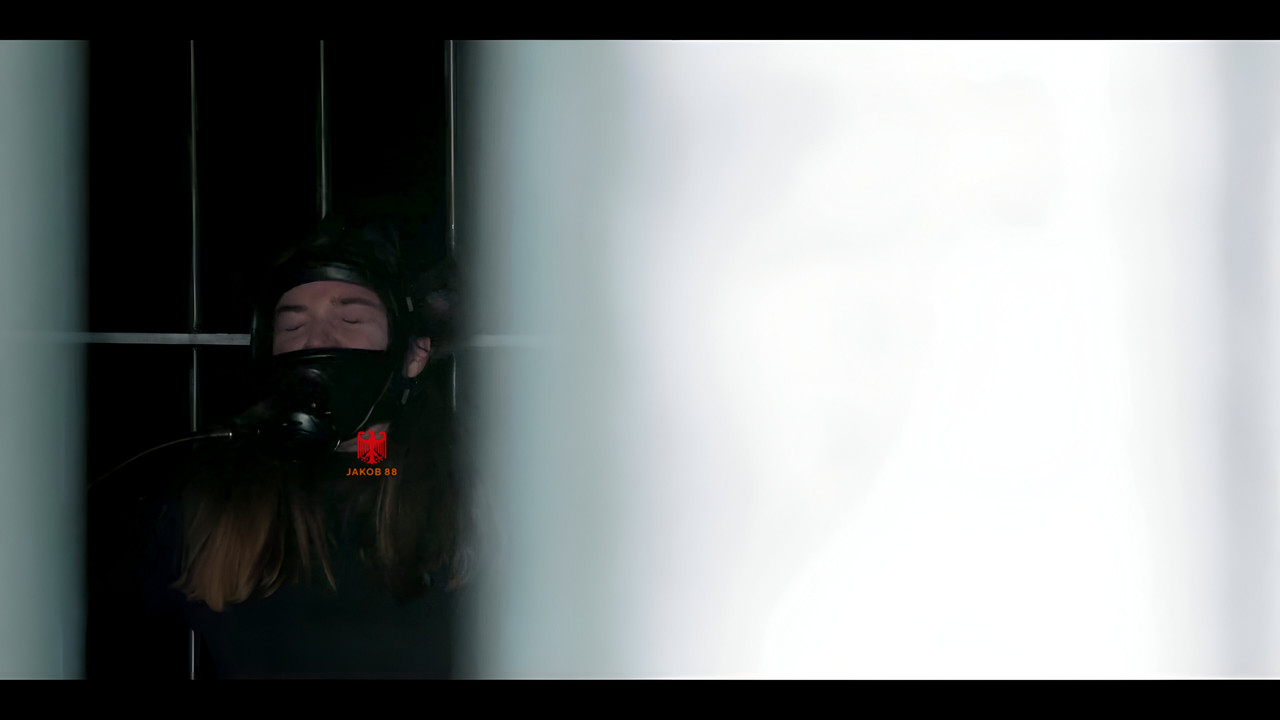 Nina Meurisse 10 - Glace S01E06