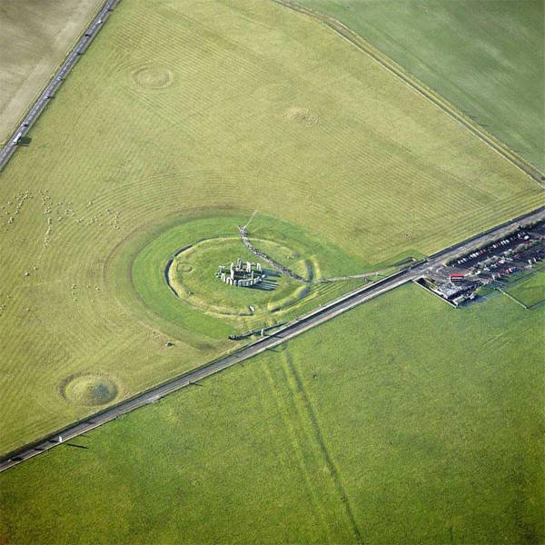 Famous-Landmarks-Distance-Looks-2